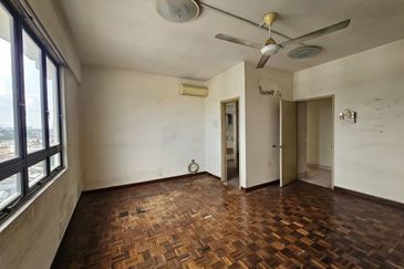 Mutiara Oriental Condominium