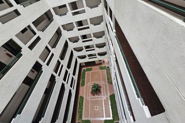Mutiara Oriental Condominium