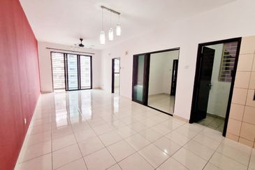 Indah Alam Condominium