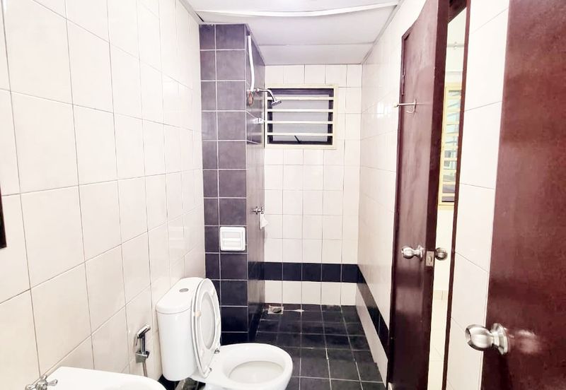 Indah Alam Condominium