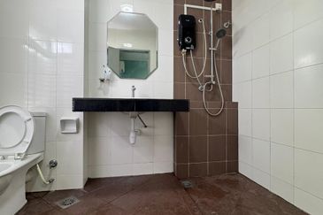 SAUJANA TROPIKA @ S2 HEIGHTS