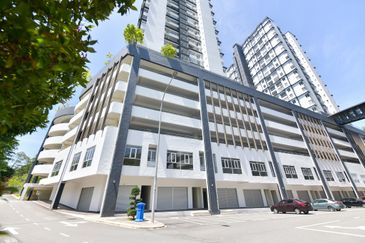 M-Niaga Bandar Bukit Mahkota Shop Lot For Sale