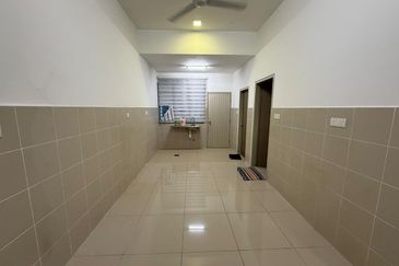 BANDAR AINSDALE (MEKAR)