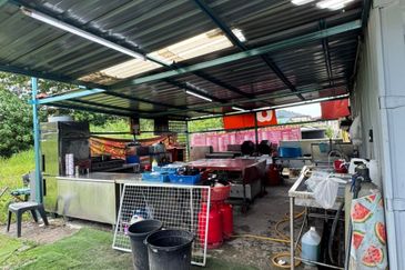 Jalan Temiang-Pantai