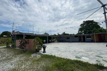 Jalan Temiang-Pantai