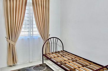 Taman Lazuli - For Rent - Partial Furnished