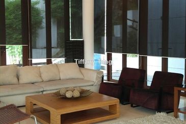 Resort-styled Custom-designed Bungalow (Must See!)