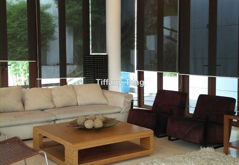 Resort-styled Custom-designed Bungalow (Must See!)