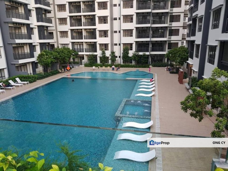 Suria Residence Breezy Modern Condo facing Pool, Selangor, Bukit Jelutong