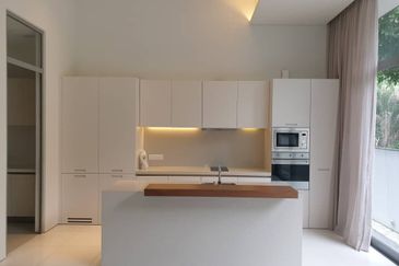 KL City 3 Storey Bungalow with lift