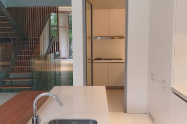 KL City 3 Storey Bungalow with lift