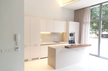 KL City 3 Storey Bungalow with lift