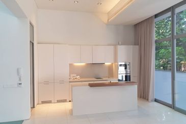 KL City 3 Storey Bungalow with lift