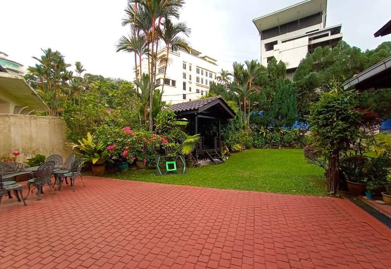 Bukit Pantai (Pantai Hill)