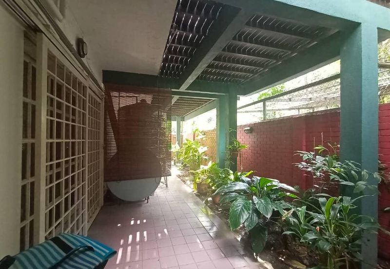 Bukit Pantai (Pantai Hill)