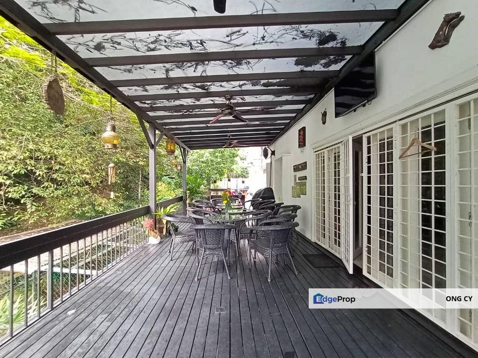 Beautiful Bungalow with Private Pool, Kuala Lumpur, Pantai