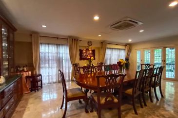 Bukit Pantai (Pantai Hill)