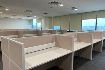 PJ Central Fully Furnished Office 8214sqft