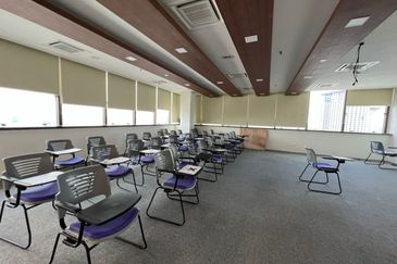 PJ Central Fully Furnished Office 8214sqft