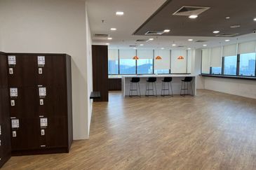 PJ Central Fully Furnished Office 8214sqft