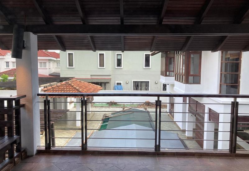 Huge Bungalow with Private Pool