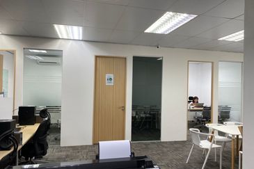 Shah Alam Semi-D Office / Warehouse / Factory 3+1 Storeys