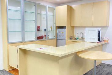 Shah Alam Semi-D Office / Warehouse / Factory 3+1 Storeys