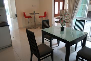 Fully Furnished with Private Pool in Putrajaya