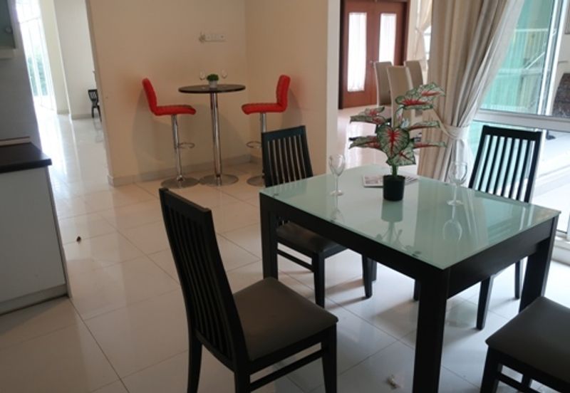 Fully Furnished with Private Pool in Putrajaya