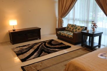 Fully Furnished with Private Pool in Putrajaya
