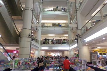 Amcorp Mall