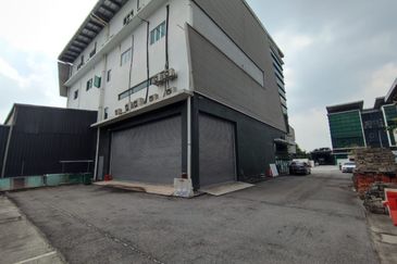 Shah Alam Semi-D Office / Warehouse / Factory 3+1 Storeys