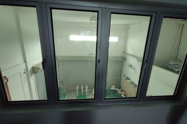 Shah Alam Semi-D Office / Warehouse / Factory 3+1 Storeys