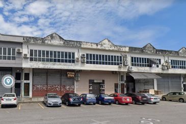 Puchong 1.5 Storey Industrial Terrace