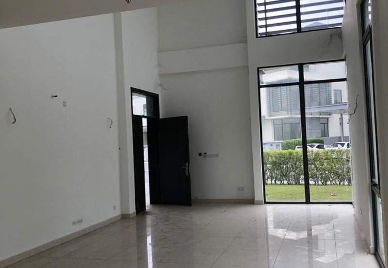 GREAT Buy! Bungalow 2.5 Storey