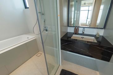 Pavilion Embassy Residence