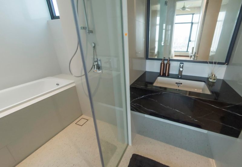 Pavilion Embassy Residence