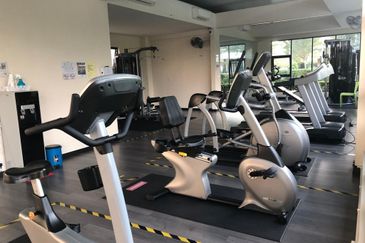 Kota Kemuning Partially Furnished Bungalow with Extra Land