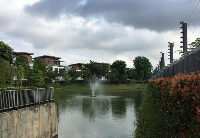 Kota Kemuning Partially Furnished Bungalow with Extra Land