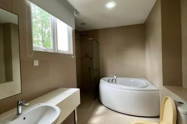 Brunsfield Residence