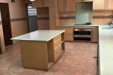 Taman Duta 37,000 Mansion with Pool