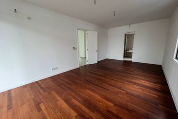 Kota Kemuning Corner Bungalow