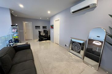 Beautiful Bungalow Fully Furnished