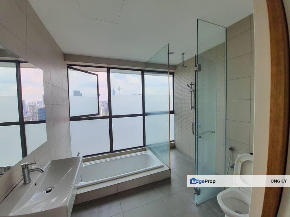 KLCC Fully Furnished Pet Friendly Condo 1,800sqft, Kuala Lumpur, KL City