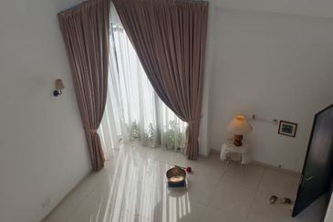 Fully Furnished Excellent Condition