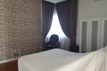 Fully Furnished Excellent Condition