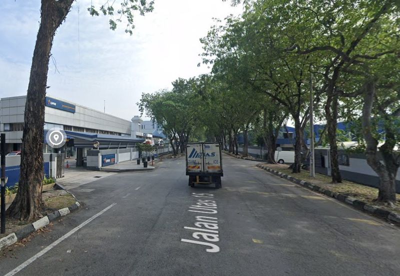 2acres with KM approval for 18 Flrs Commercial Building