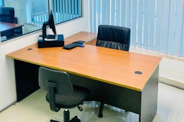 Fully Furnished Office Lot