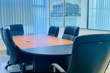 Fully Furnished Office Lot