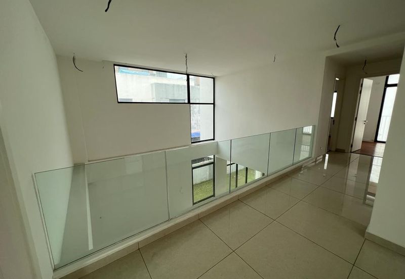 Awesome Location / Community